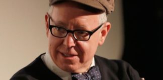 James Schamus va diriger College Republicans avec Asa Butterfield